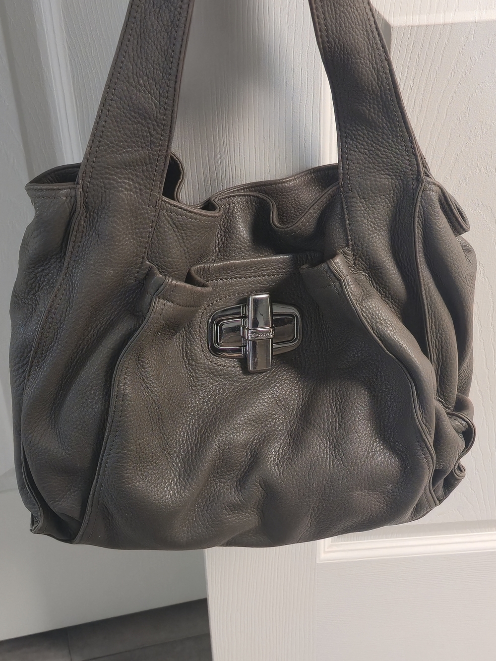 B MAKOWSKY SHOULDER BAG